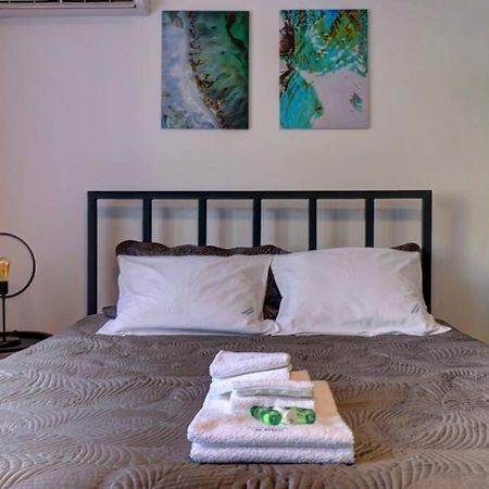 Town Square Apartment 普里什蒂纳 外观 照片