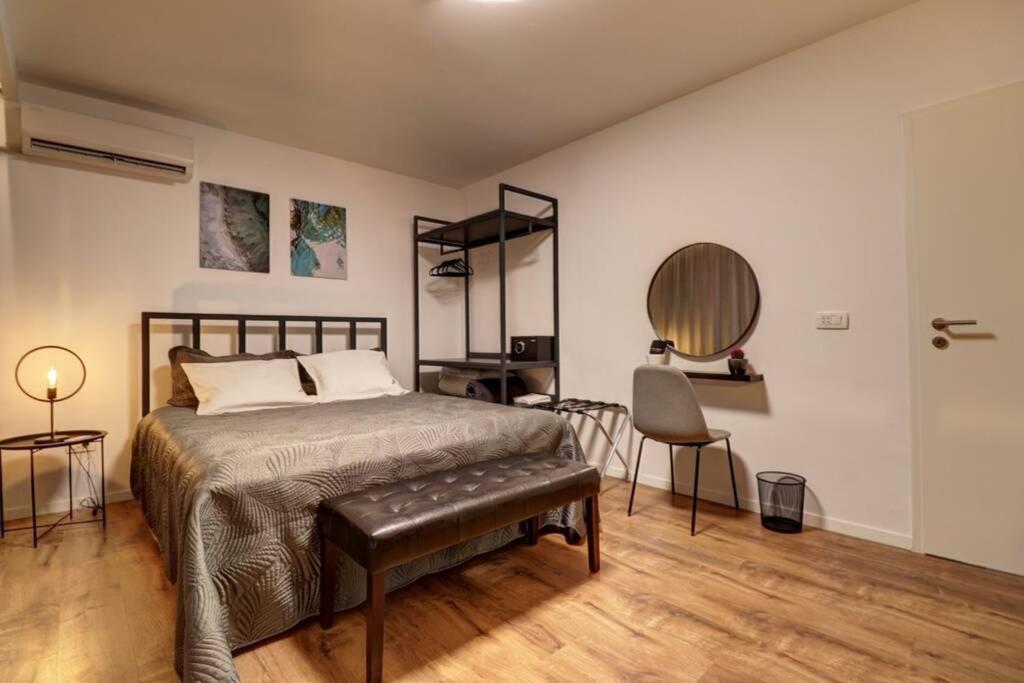 Town Square Apartment 普里什蒂纳 外观 照片
